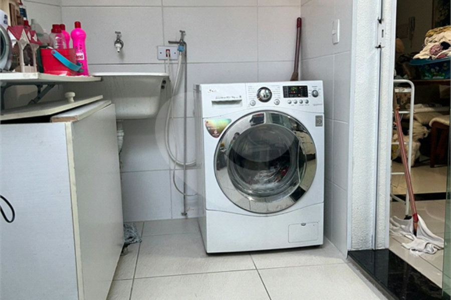 Casa à venda com 2 suítes no condomínio Independence, São Paulo - SP