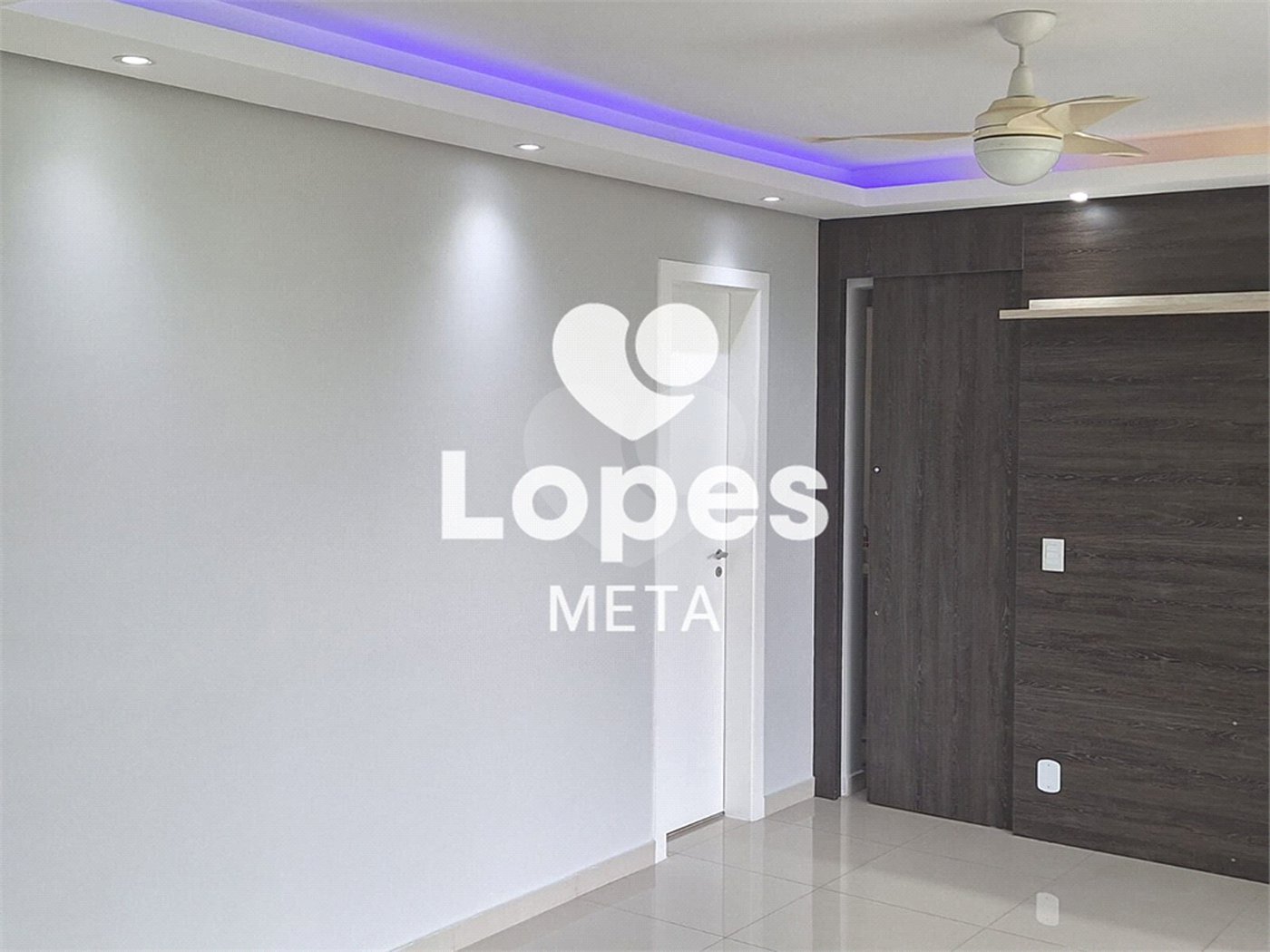 Apartamento à venda com 3 quartos, sendo 1 suíte, em Vila Industrial, São José dos Campos, SP