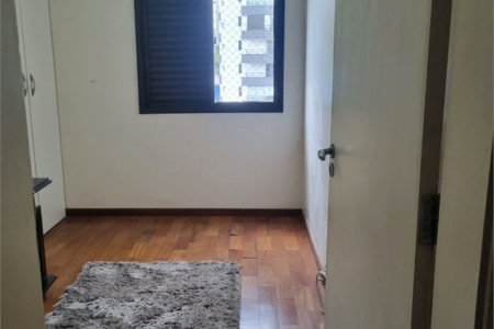 Apartamento à venda com 3 quartos, sendo 1 suíte, em Jardim Londrina, São Paulo, SP