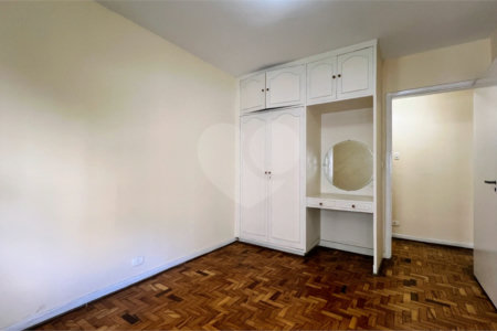 Apartamento à venda com 3 quartos, sendo 1 suíte, em Pinheiros, São Paulo, SP