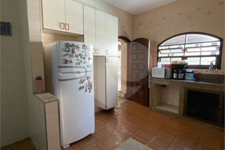 Casa Térrea à venda com 5 quartos, sendo 2 suítes, em Campo Grande, Rio de Janeiro, RJ
