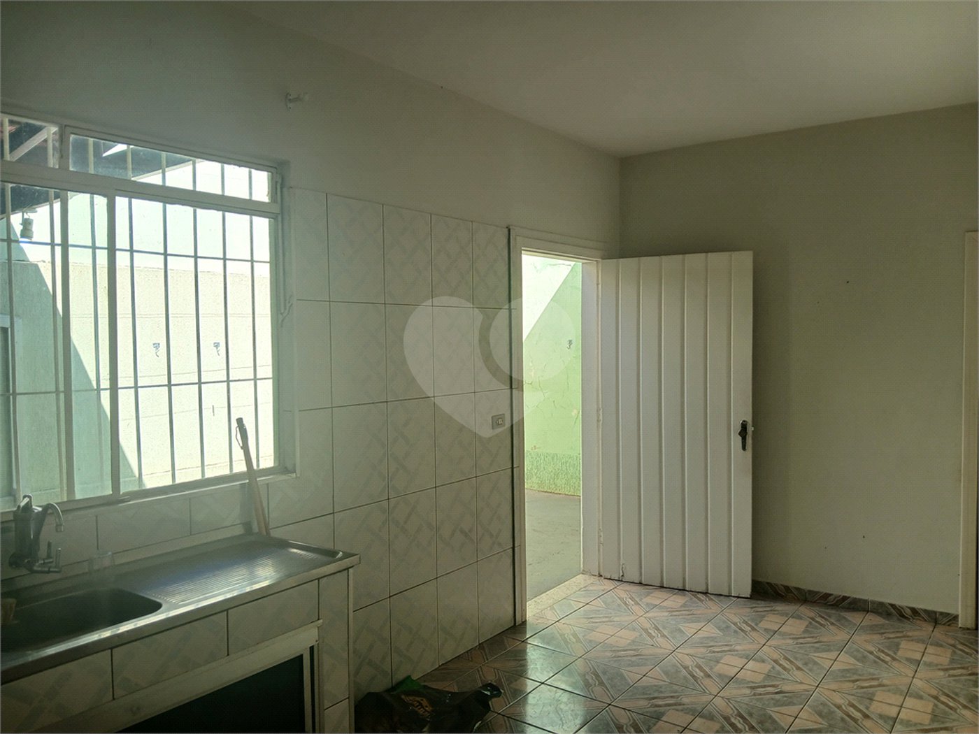 Casa à venda com 2 quartos, sendo 1 suíte, em Jardim Alvorada, Itapetininga, SP