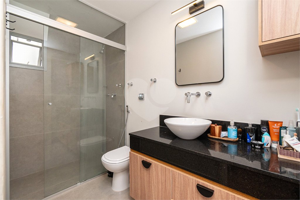 Apartamento à venda com 3 quartos, sendo 1 suíte, em Vila Madalena, São Paulo, SP
