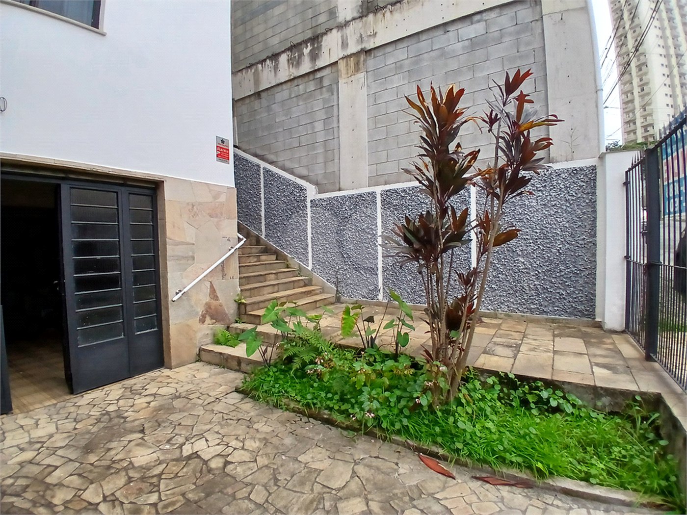 Sobrado à venda com 3 quartos, sendo 2 suítes, em Santana, São Paulo, SP