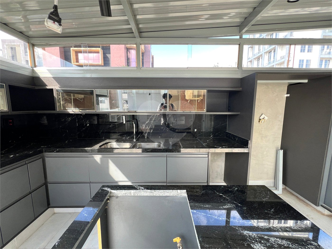 Apartamento à venda com 2 suítes em Indianópolis, São Paulo, SP