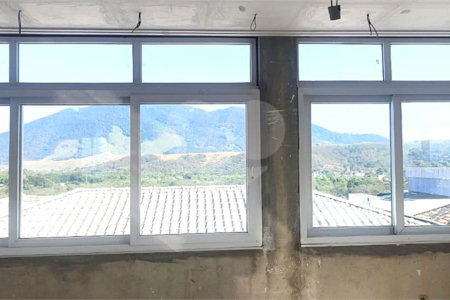 Casa à venda com 3 suítes em Campo Grande, Rio de Janeiro, RJ