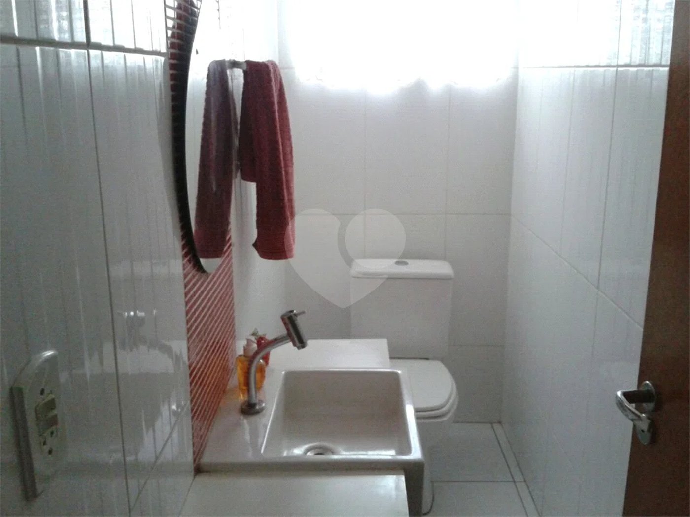 Casa à venda com 4 quartos, sendo 2 suítes, em Residencial Jardim Perolla, Itupeva, SP