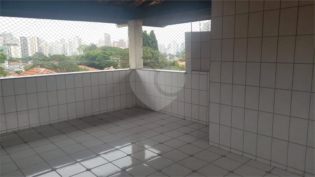 Sobrado à venda ou para alugar com 4 quartos, sendo 2 suítes, em Vila Congonhas, São Paulo, SP