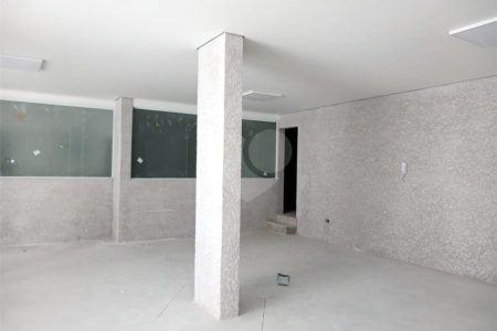 Casa à venda com 2 suítes no condomínio Residencial Napoles, São Paulo - SP