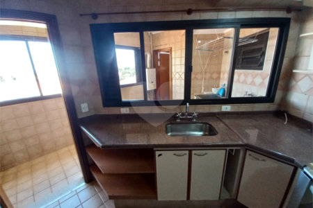 Duplex no Edifício Acapulco.