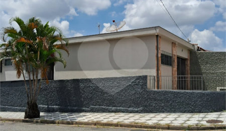 Casa à venda com 3 quartos, sendo 1 suíte,  em Vila Gabriel, Sorocaba, SP