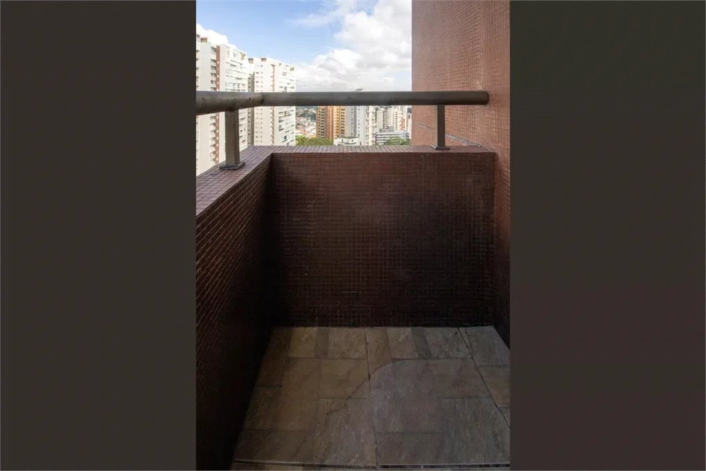 Duplex à venda com 2 suítes em Jardim Londrina, São Paulo, SP
