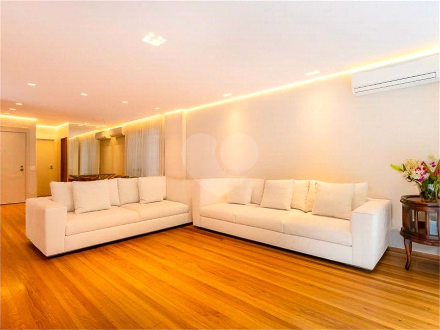 Duplex à venda com 3 quartos, sendo 2 suítes, em Jardim Botânico, Rio de Janeiro, RJ