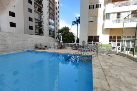 Apartamento à venda com 3 quartos, sendo 1 suíte,  em Vila Romana, São Paulo, SP