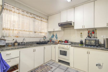 Casa à venda com 3 quartos, sendo 1 suíte, em Vila Leopoldina, São Paulo, SP