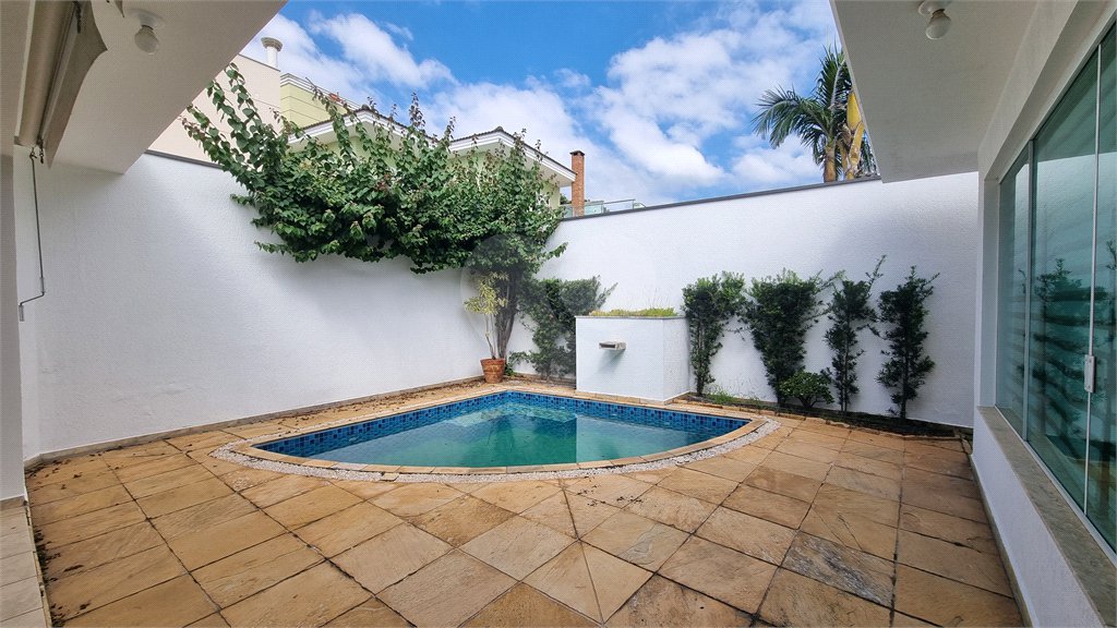 Casa à venda ou para alugar com 3 suítes no condomínio Residencial Villa dos Inglezes, Sorocaba - SP