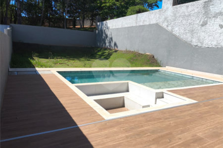 Sobrado à venda com 5 quartos, sendo 3 suítes, em Condomínio Residencial Reserva Ecológica Atibaia, Atibaia, SP