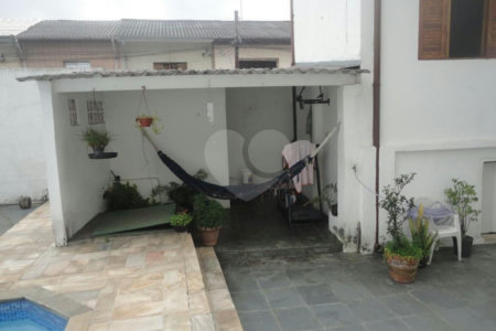 Casa Térrea à venda com 3 quartos, sendo 1 suíte, em Santa Teresinha, São Paulo, SP