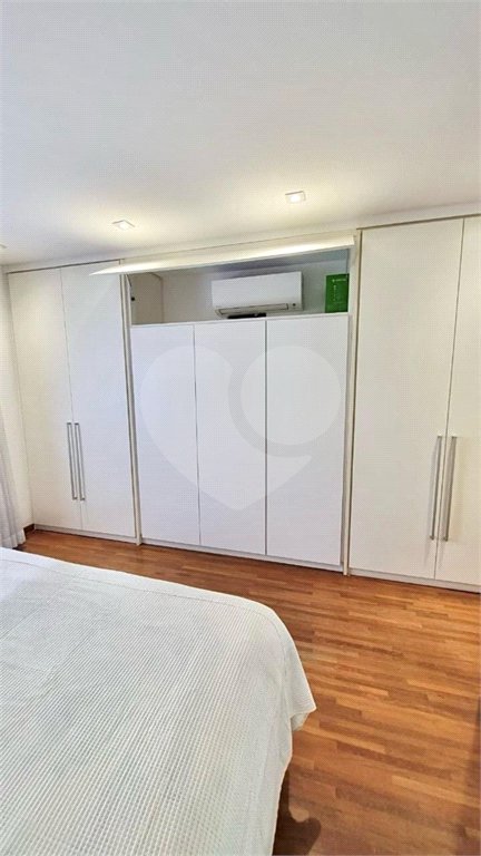 Apartamento à venda com 3 suítes em Vila Romana, São Paulo, SP