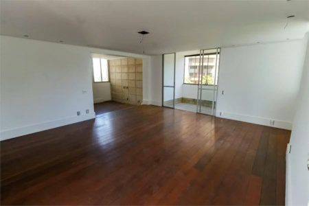 Apartamento à venda com 3 quartos, sendo 2 suítes, em Vila Andrade, São Paulo, SP
