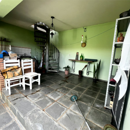 Casa à venda com 5 quartos, sendo 1 suíte,  em Vila Rosa, Itapetininga, SP