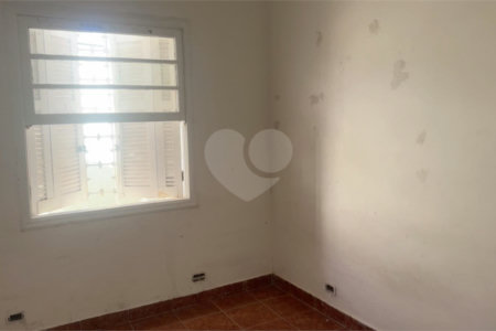 Casa Térrea à venda com 4 quartos, sendo 1 suíte, em Água Fria, São Paulo, SP
