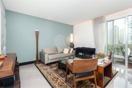 Apartamento à venda com 2 quartos, sendo 1 suíte, em Campo Belo, São Paulo, SP