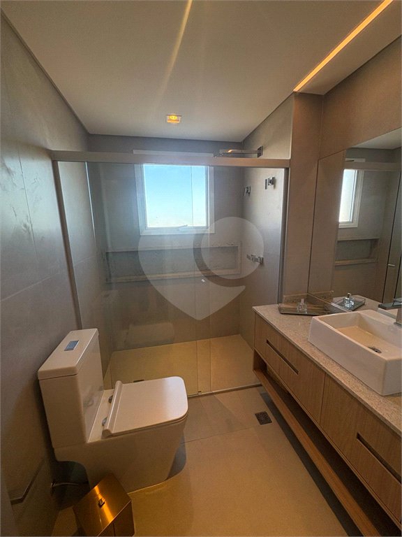 Apartamento à venda com 3 suítes em Urbanova, São José dos Campos, SP