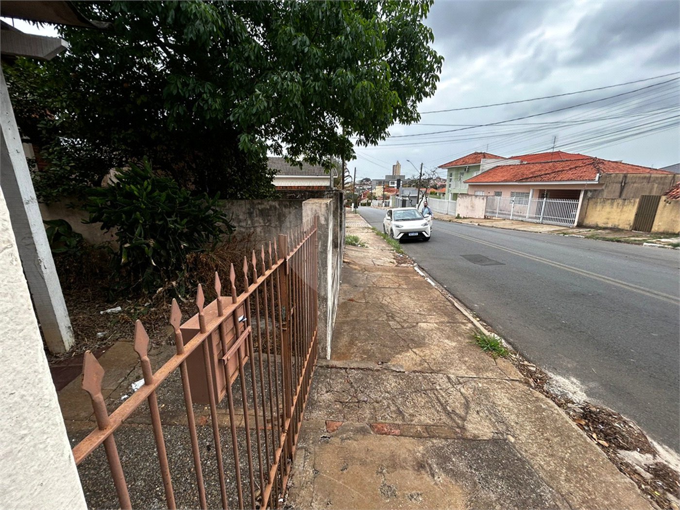 Casa à venda com 4 quartos, sendo 2 suítes,  em Vila São José, Itapetininga, SP