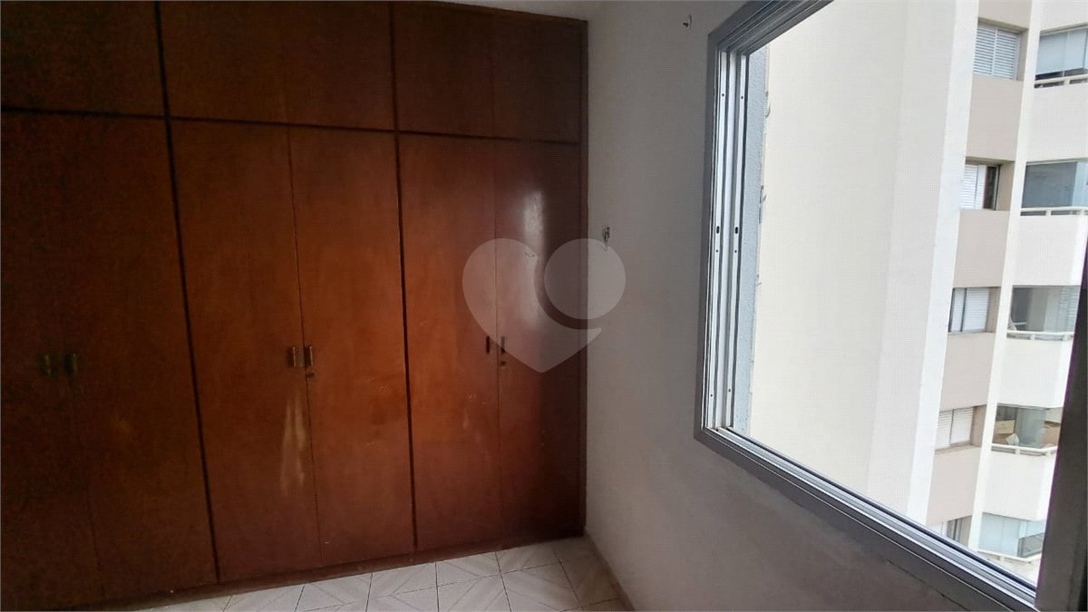 Apartamento à venda com 3 quartos, sendo 1 suíte, em Vila Mariana, São Paulo, SP
