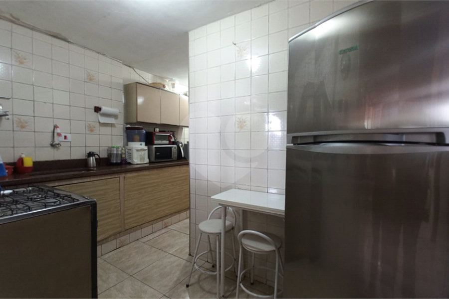Sobrado à venda com 6 quartos, sendo 1 suíte,  em Vila Medeiros, São Paulo, SP