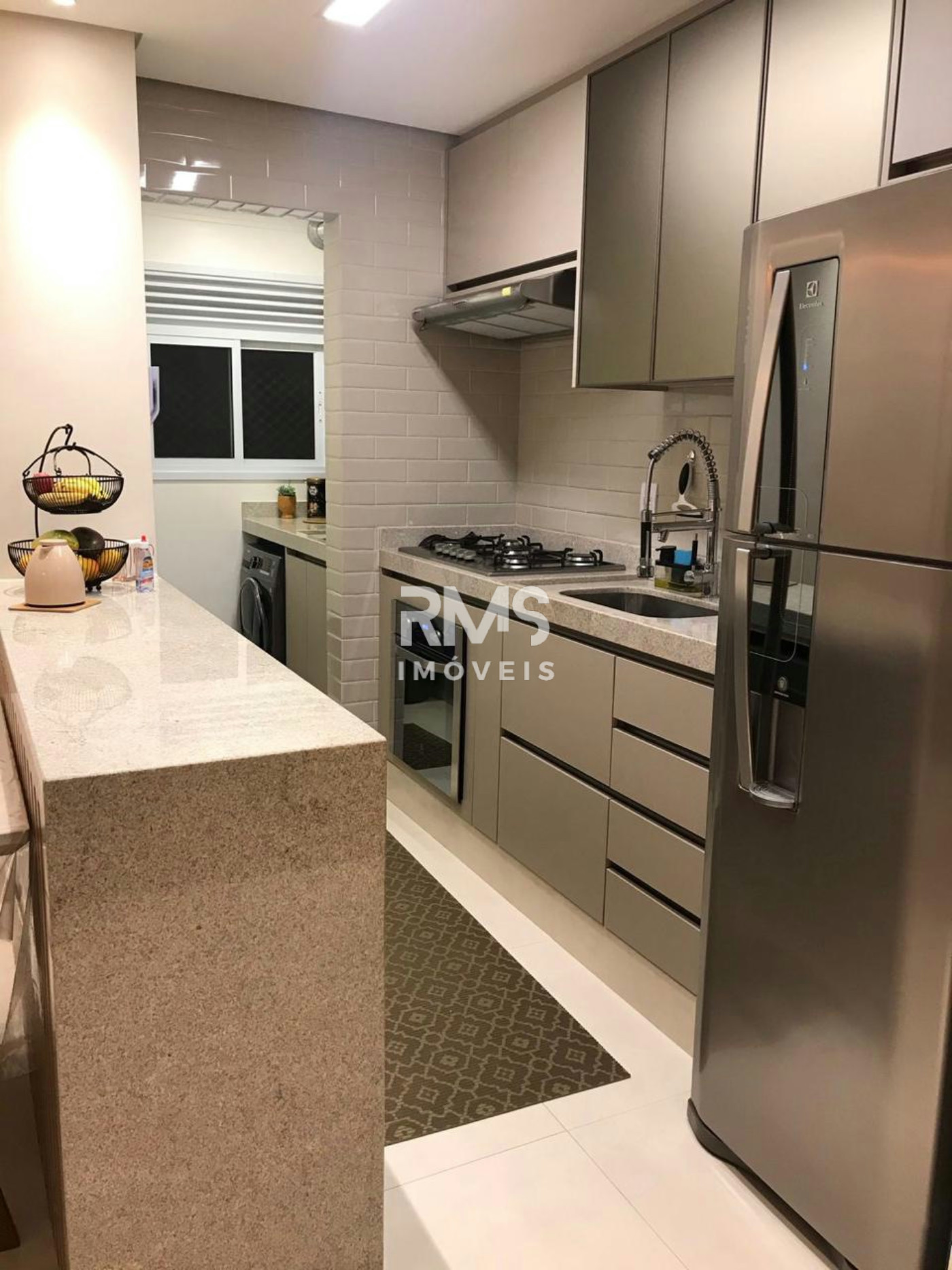 Belíssimo à venda com 3 quartos, sendo 1 suíte, no condomínio Residencial Ilhas Mediterrâneo, Itu - SP