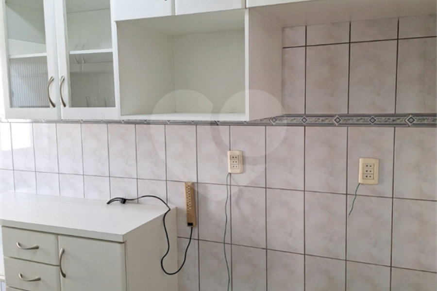 Apartamento à venda com 2 quartos em Vila Guarani, São Paulo, SP