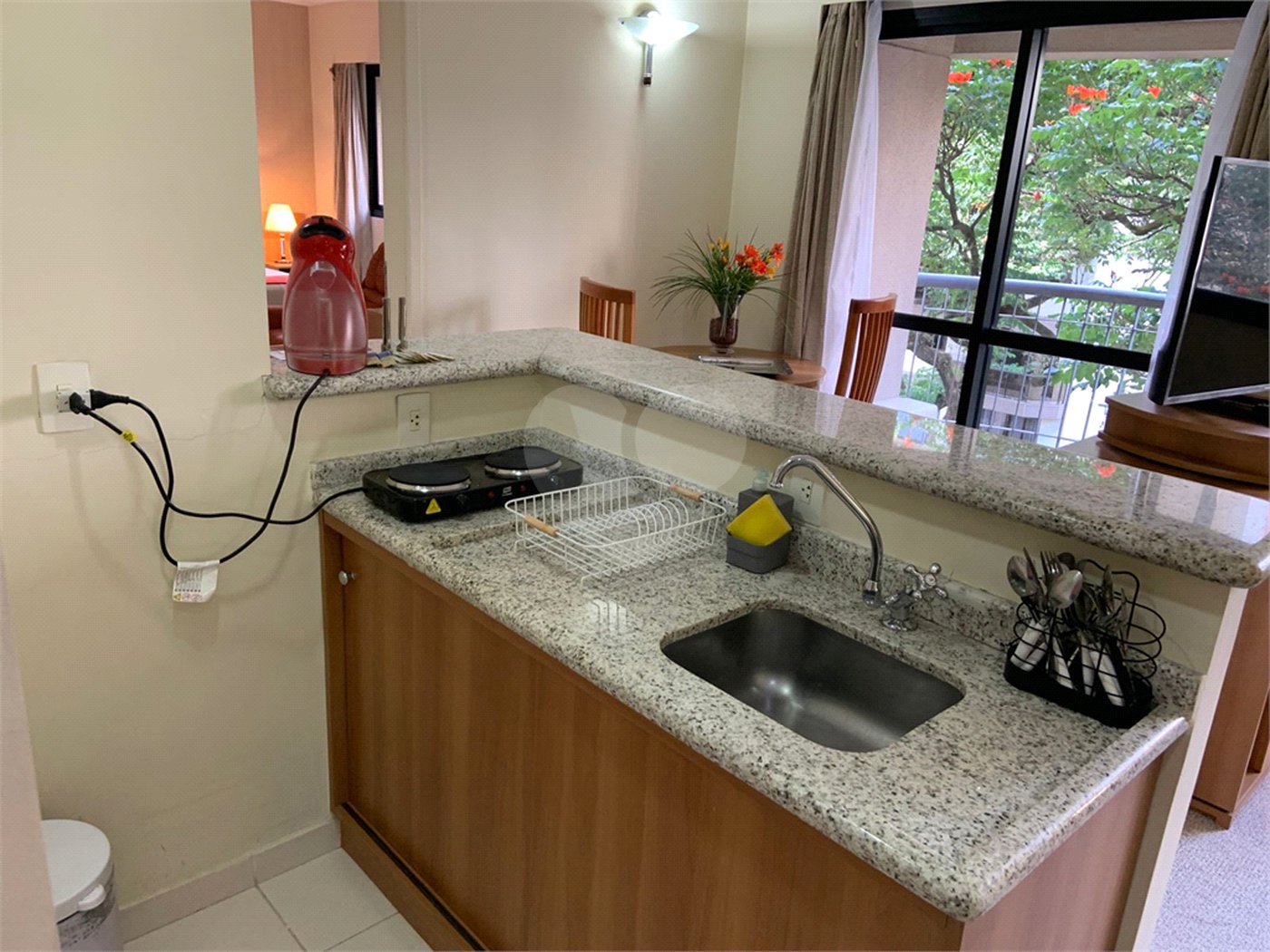 Flat à venda com 2 suítes em Jardim Europa, São Paulo, SP