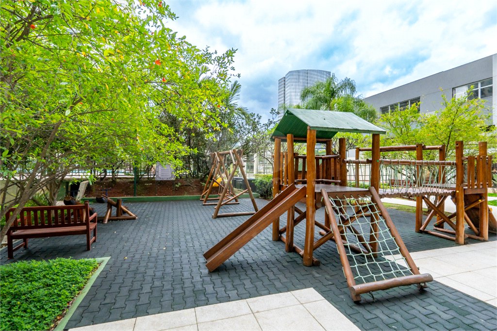 Apartamento à venda com 3 suítes em Brooklin, São Paulo, SP
