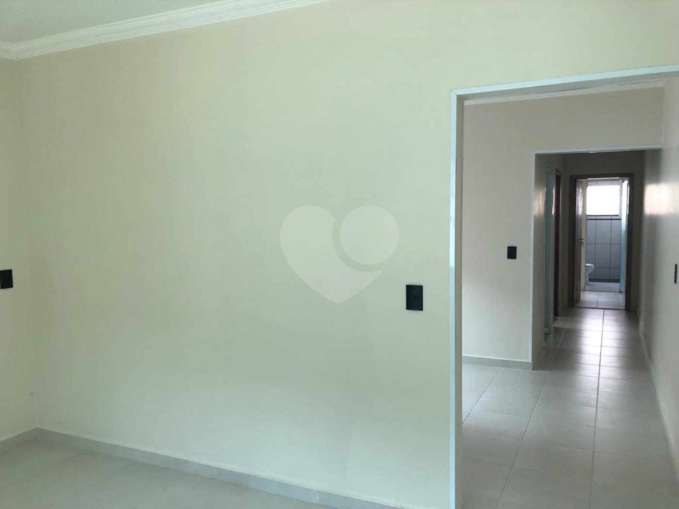Casa à venda com 2 quartos, sendo 1 suíte, em Jardim Panorama, Salto, SP