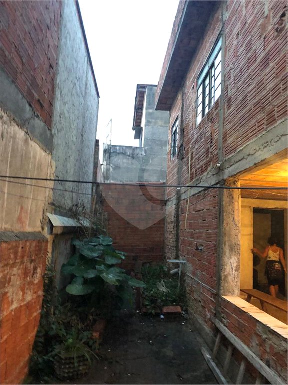 Casa à venda com 3 quartos, sendo 1 suíte,  em Vila Romão, Salto, SP