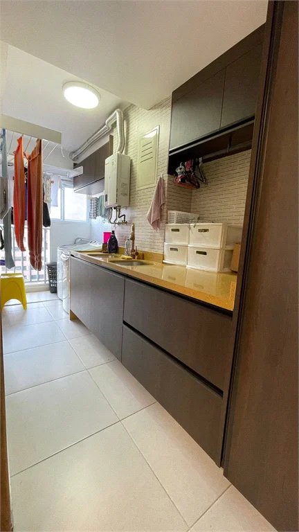 Apartamento à venda com 4 quartos, sendo 2 suítes,  em Pinheiros, São Paulo, SP