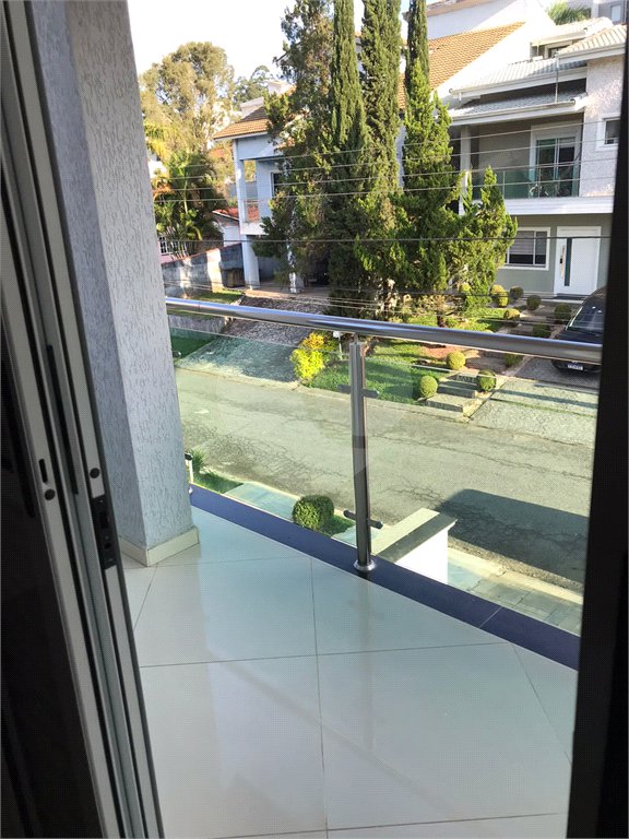 Casa à venda com 4 suítes no condomínio Aruã, Mogi das Cruzes - SP