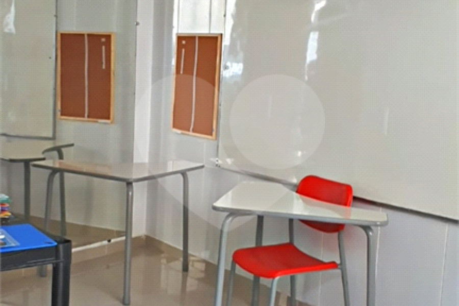 Sobrado à venda com 4 quartos em Tremembé, São Paulo, SP