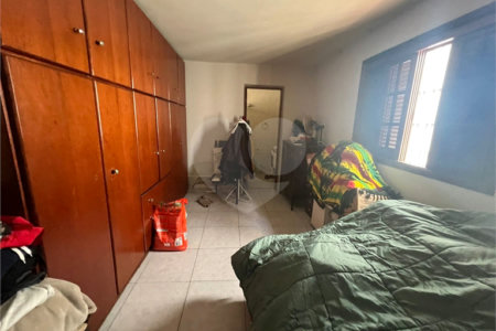 Casa à venda com 3 quartos, sendo 1 suíte,  em Jardim Franca, São Paulo, SP