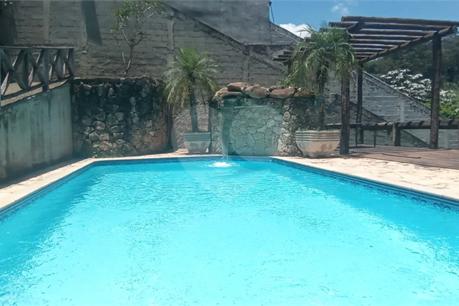 Casa à venda com 5 quartos, sendo 1 suíte, em Roseira, Mairiporã, SP