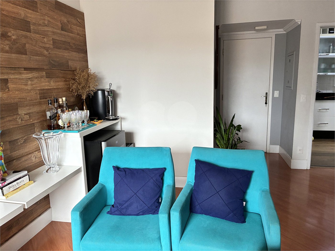 Apartamento à venda com 3 quartos, sendo 1 suíte, em Vila Gustavo, São Paulo, SP