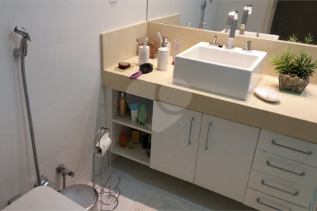 Apartamento à venda com 4 quartos, sendo 1 suíte,  em Tijuca, Rio de Janeiro, RJ