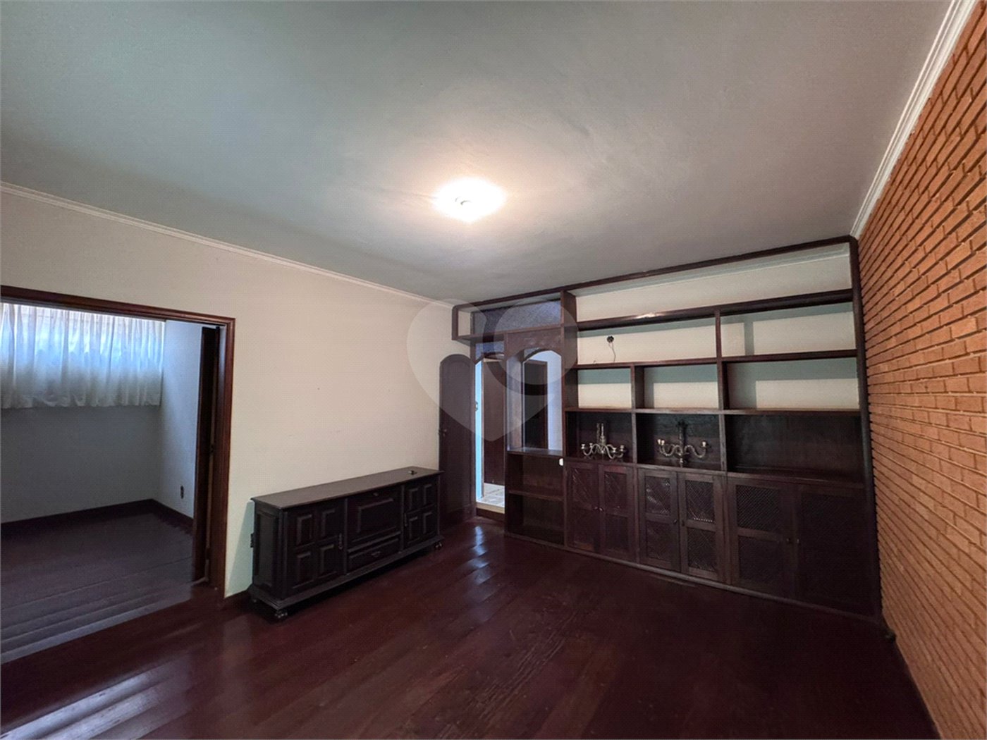 Sobrado à venda com 4 quartos, sendo 3 suítes, em Jardim América, Ribeirão Preto, SP