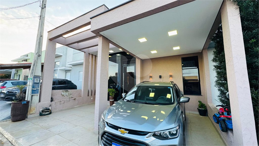 Casa à venda com 3 quartos, sendo 1 suíte, no condomínio Horto Florestal III, Sorocaba - SP