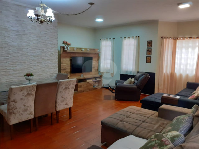 Casa à venda com 4 quartos, sendo 2 suítes,  em Pirituba, São Paulo, SP