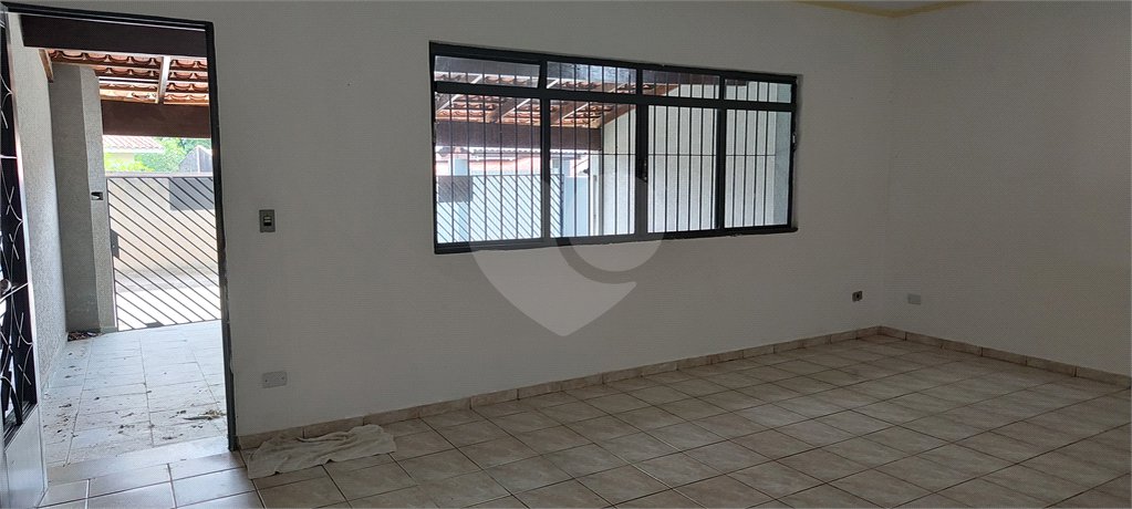 Sobrado à venda com 3 quartos, sendo 1 suíte, em Ressaca, Atibaia, SP