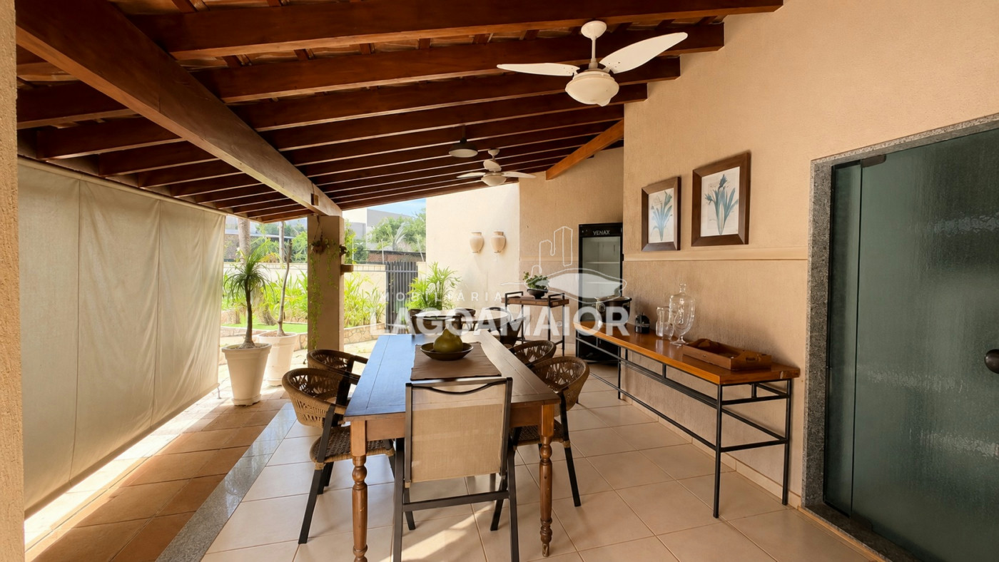 Casa à venda com 6 quartos, sendo 3 suítes,  em Santos Dumont, Três Lagoas, MS