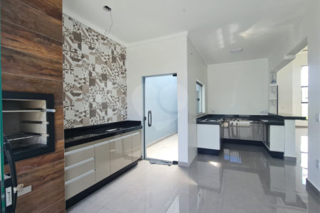 Casa à venda com 3 quartos, sendo 1 suíte,  no condomínio Reserva Ipanema I, Sorocaba - SP